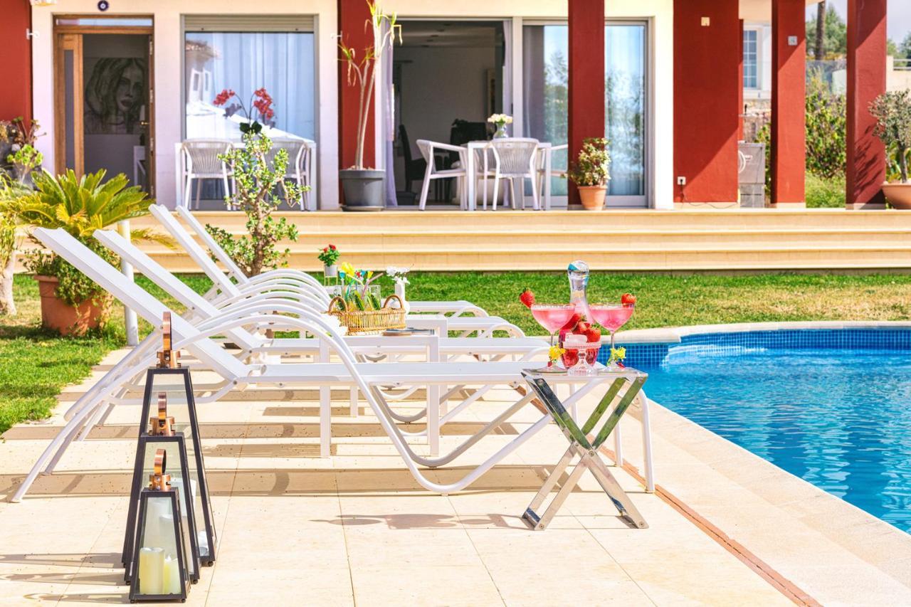 Red House Bed & Breakfast Llucmajor  Ngoại thất bức ảnh