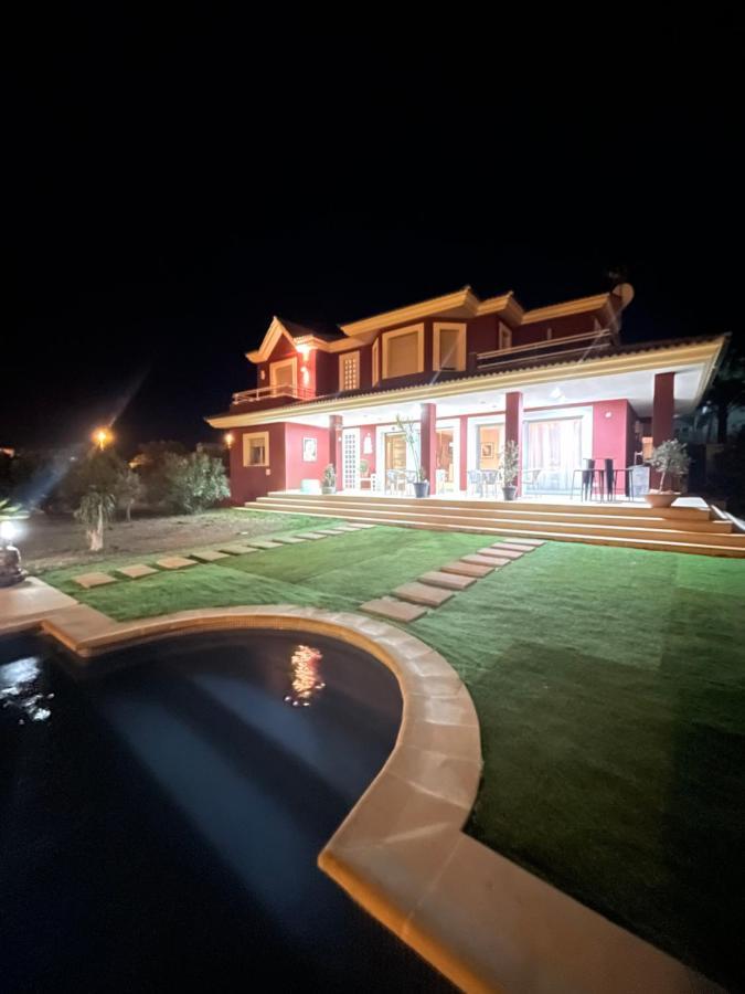 Red House Bed & Breakfast Llucmajor  Ngoại thất bức ảnh