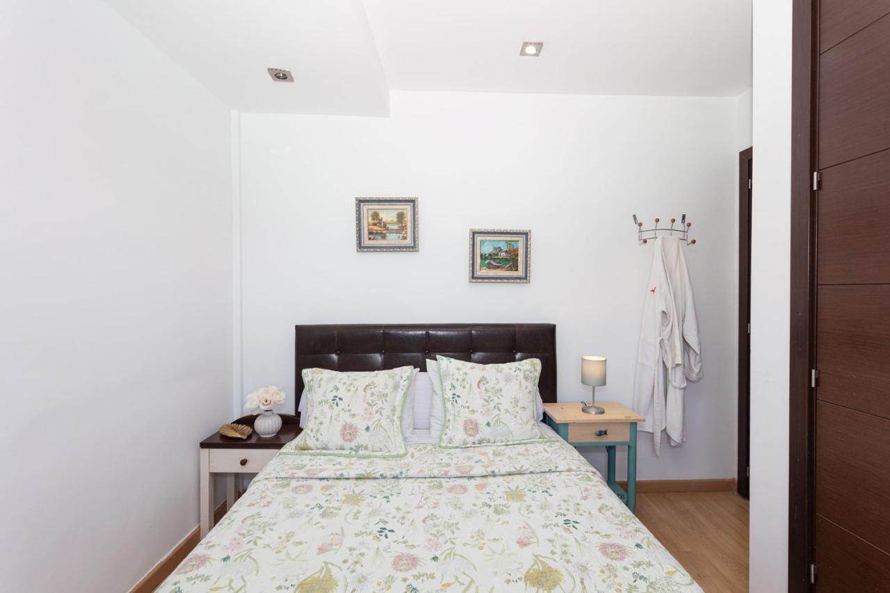 Red House Bed & Breakfast Llucmajor  Ngoại thất bức ảnh