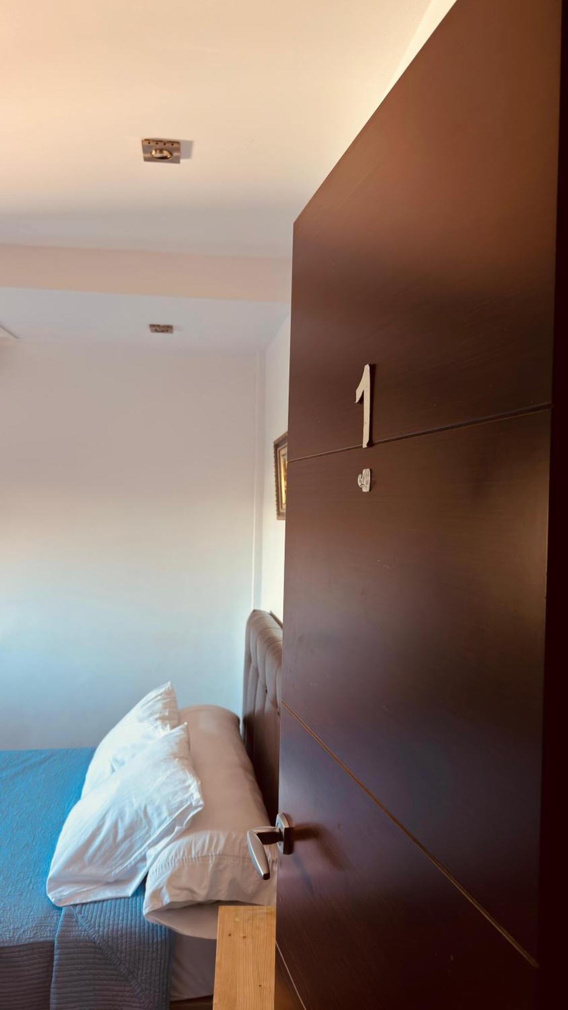 Red House Bed & Breakfast Llucmajor  Phòng bức ảnh